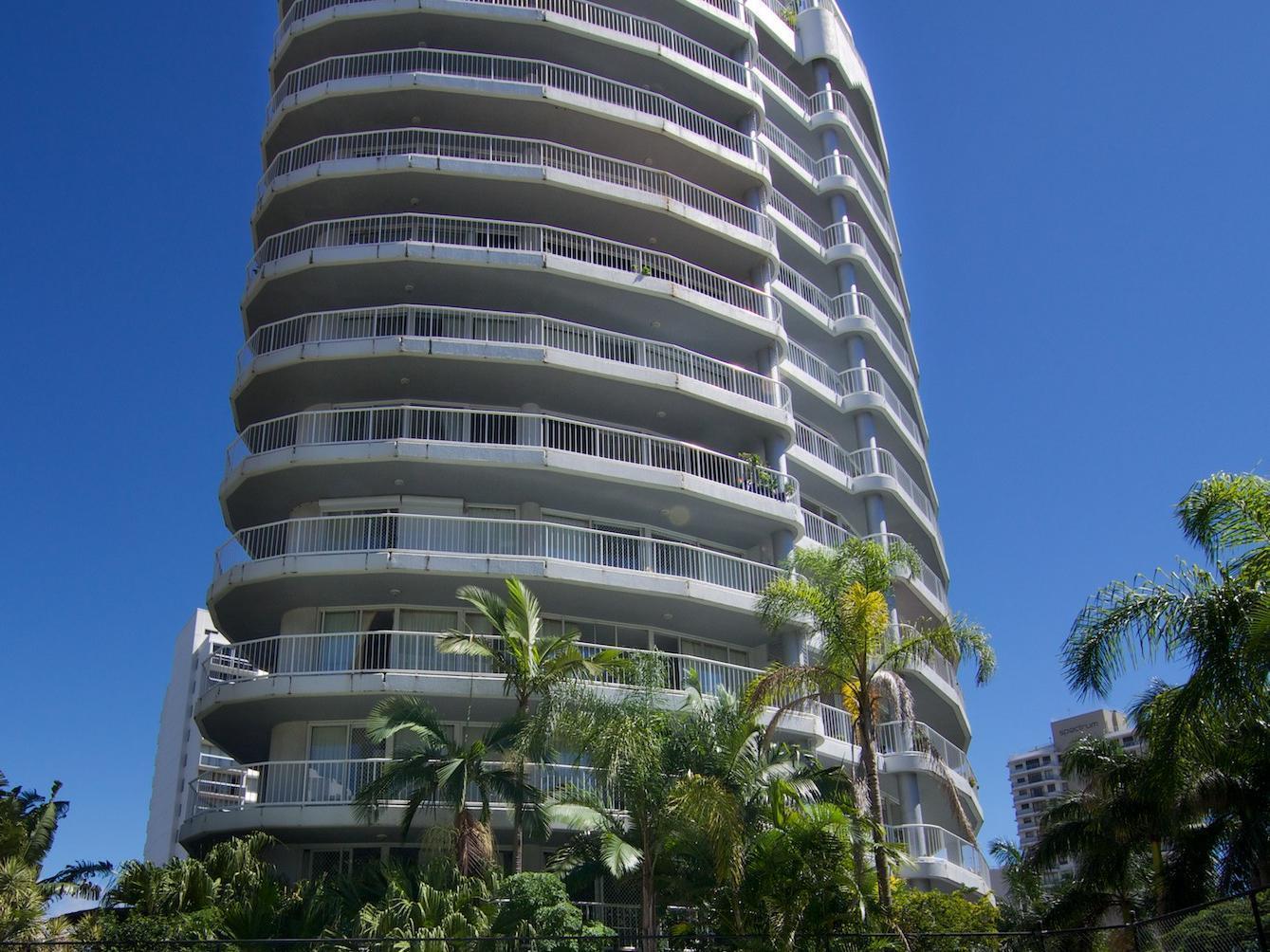 Surfers Mayfair Aparthotel Gold Coast Exterior photo